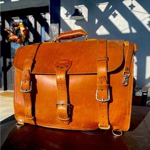Saddleback Leather Co Classic Briefcase XL Tobacco Color discontinued size OBO
